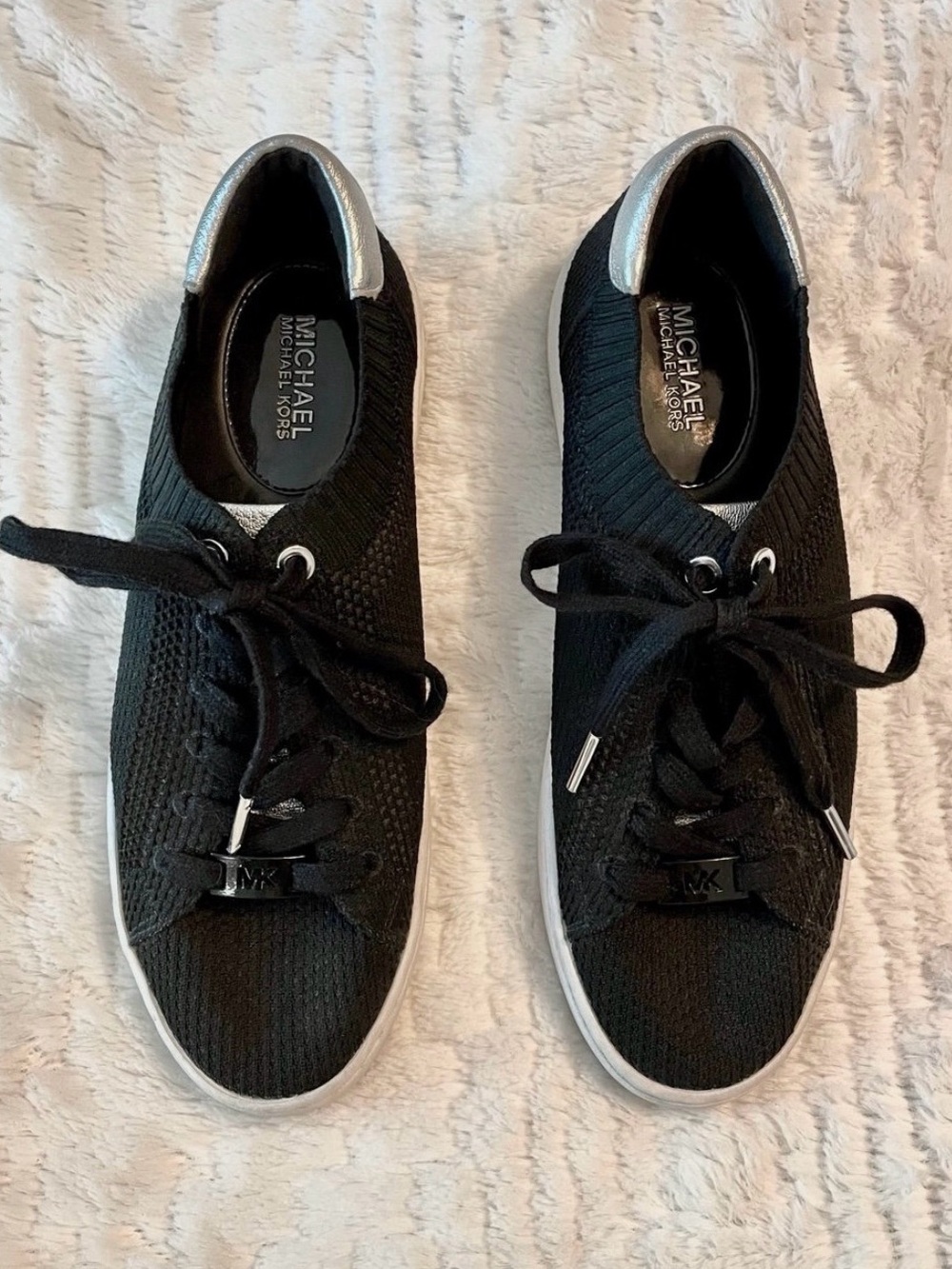 Michael Kors comfort Black Knit Lace-Up Sneakers Silver Heel Women's 7